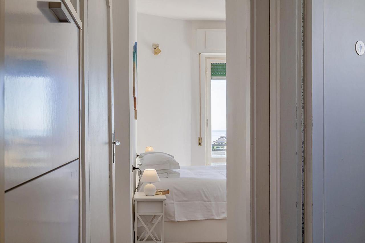 Homey Seaview Apartment By Wonderful Italy Genoa Exterior photo